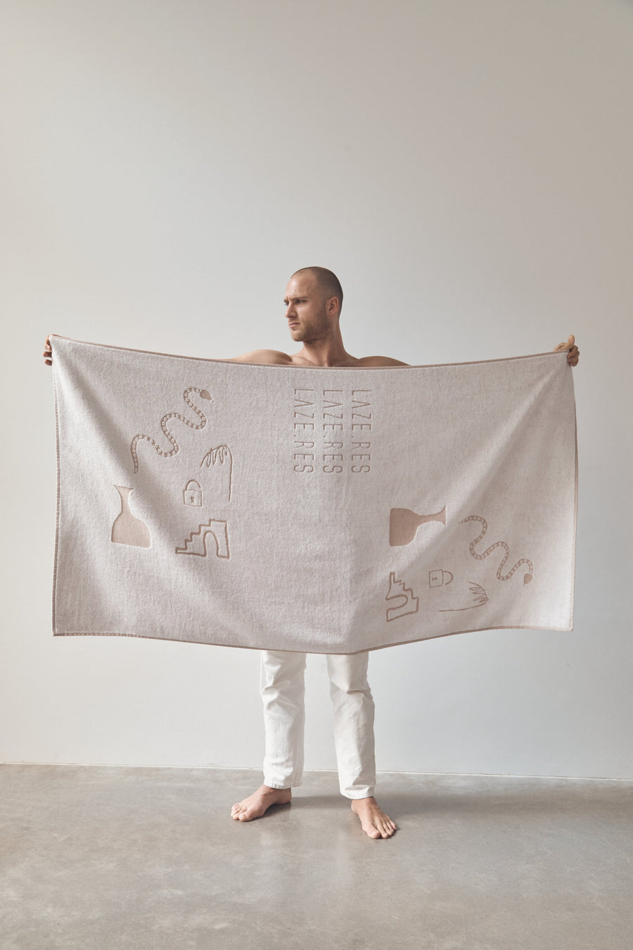no.2 european holiday towel
