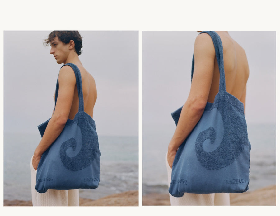 alt="Noosa Bag by Laze Res x Journal 1992 made from  cotton canvas with embossed jacquard texture"